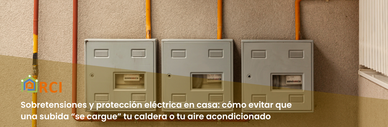 Sobretensiones y protección eléctrica en casa: cómo evitar que una subida “se cargue” tu caldera o tu aire acondicionado